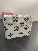 Charger l&#39;image dans la galerie, E55