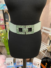 Charger l&#39;image dans la galerie, E157